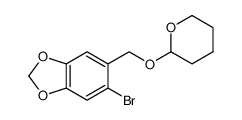 5-bromo-6-(oxan-2-yloxymethyl)-1,3-benzodioxole 100713-33-5