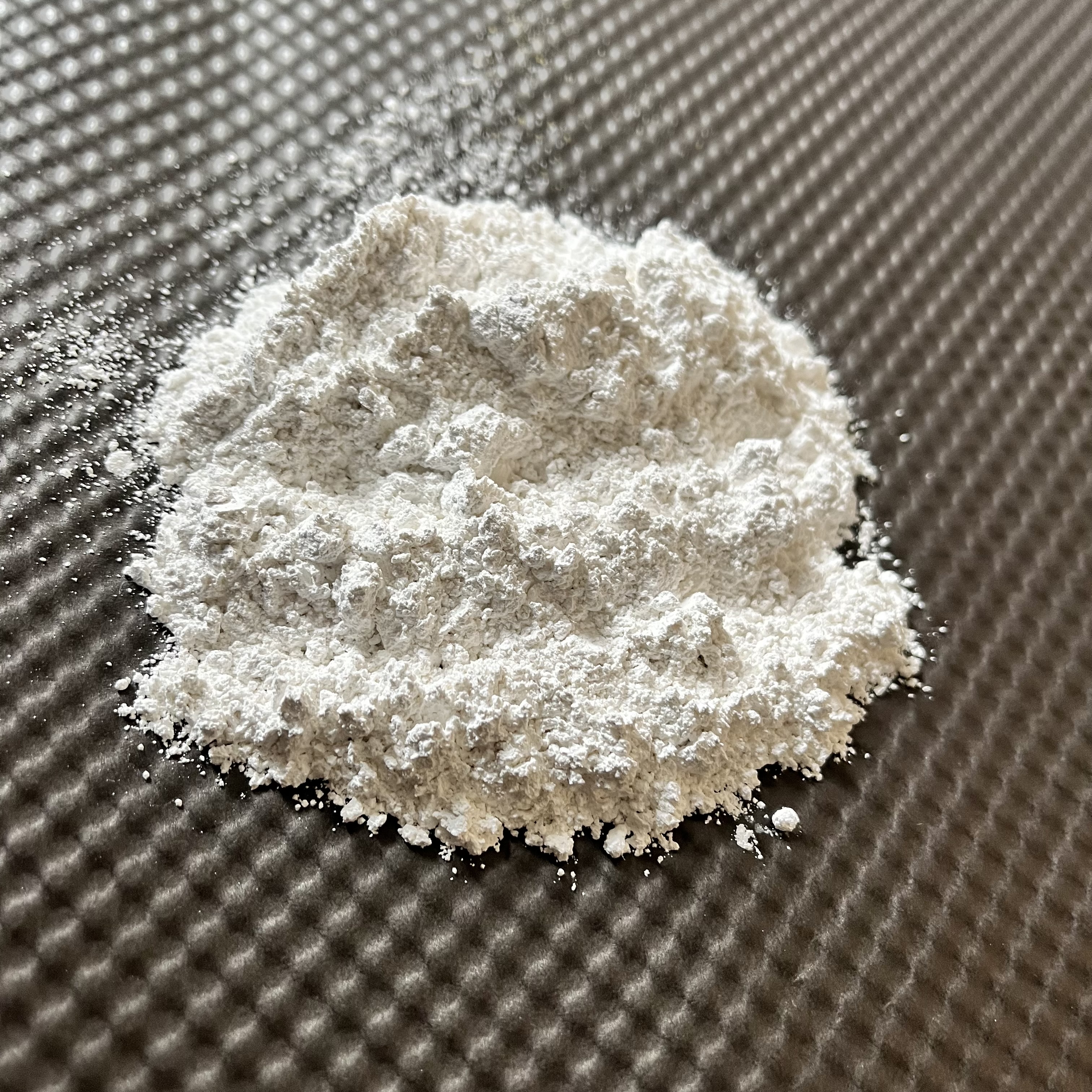 2,4-Dihydroxybenzophenone(malia@chuanghaibio.com) 99%