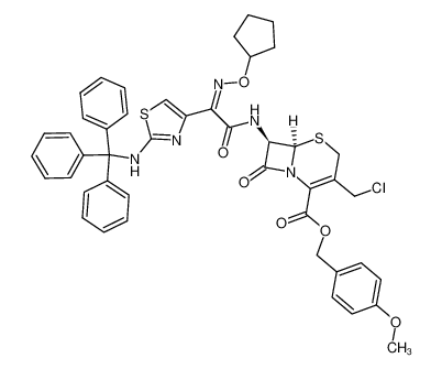 (6R,7R)-3-Chloromethyl-7-{2-[(Z)-cyclopentyloxyimino]-2-[2-(trityl-amino)-thiazol-4-yl]-acetylamino}-8-oxo-5-thia-1-aza-bicyclo[4.2.0]oct-2-ene-2-carboxylic acid 4-methoxy-benzyl ester 146825-01-6