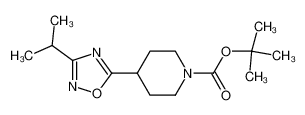 4-(3-异丙基-[1,2,4]噁二唑-5-基)哌啶-1-羧酸叔丁酯