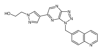 2-{4-[1-(6-Quinolinylmethyl)-1H-[1,2,3]triazolo[4,5-b]pyrazin-6-y l]-1H-pyrazol-1-yl}ethanol 1159490-85-3